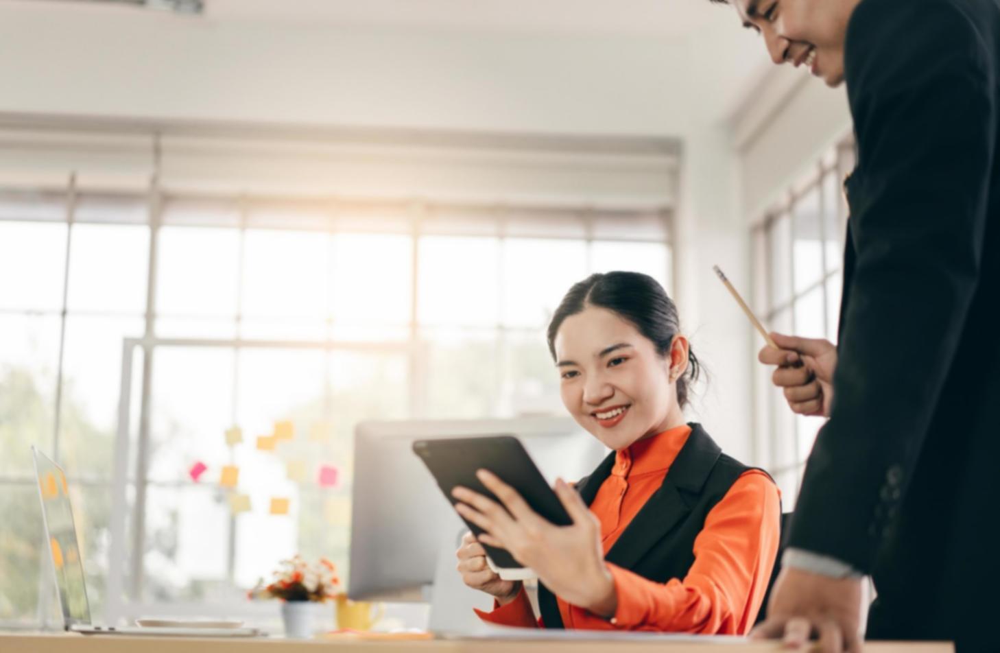 Lorisenaro consultation workspace showcasing SEO approach